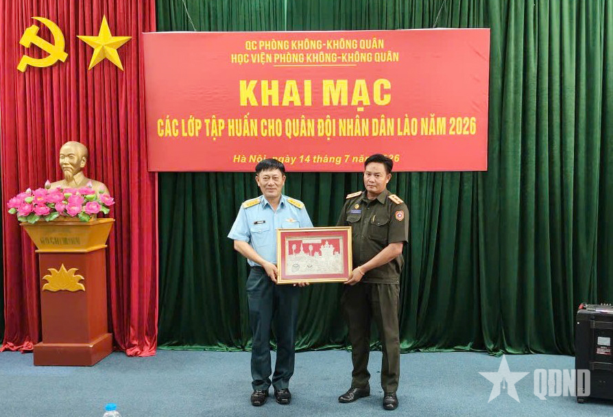 Khai mạc các lớp tập huấn cán bộ Quân đội nhân dân Lào năm 2026